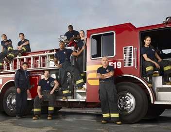 Grey's Anatomy : Station 19 Cernés par les flammes