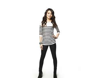iCarly Nevel pirate Carly