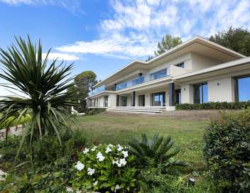 French riviera : villas de rêve sur la Côte d'Azur Un été pour conclure