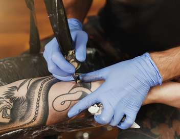 Tattoo Cover : sauveurs de tatouages