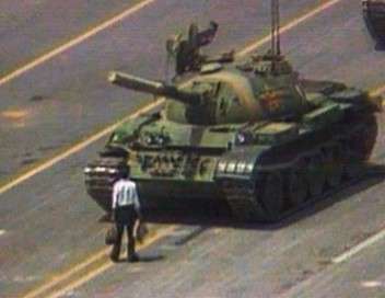 Tiananmen Le peuple contre le parti