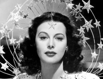 Hedy Lamarr : From Extase to Wifi