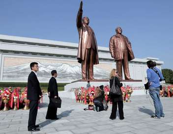 Entre dfil militaire et parc d'attractions, voyage en Core du Nord