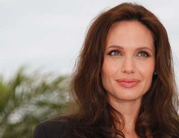 La vritable histoire d'Angelina Jolie